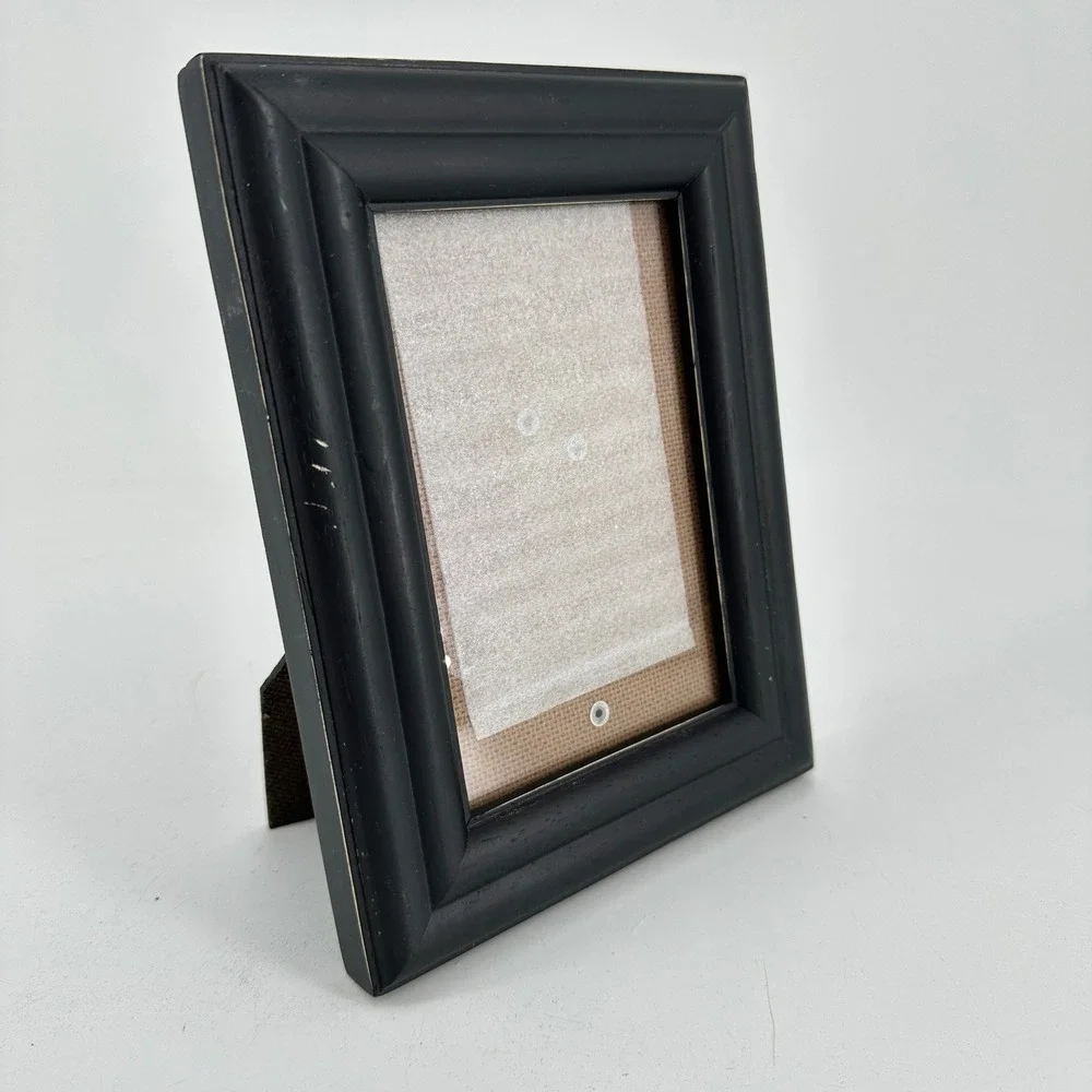 Classic Matte Black Wooden 4x6 Picture Frame Tabletop Easel Back